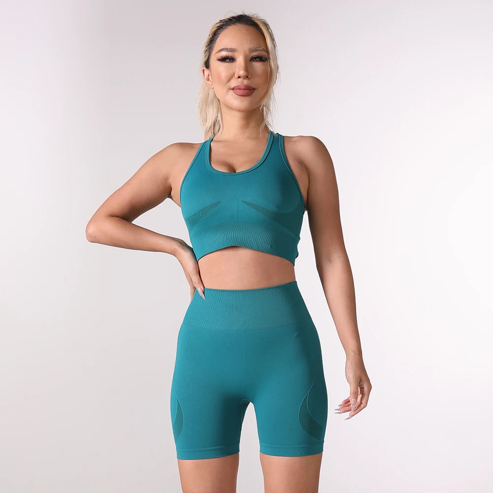Women’s Yoga Set – High Waisted Butt Lifting Shorts & Padded Sports Bra