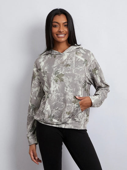 Women’s Oversized Camo Print Hoodie – Long Sleeve Baggy Streetwear Sweatshirt